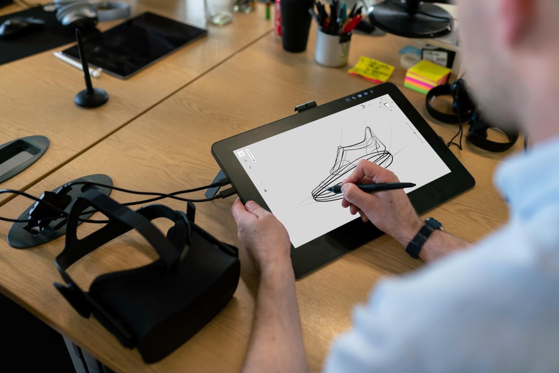 On-the-Job Training Using Augmented Reality: New Erasmus+ Digitalfablab Project